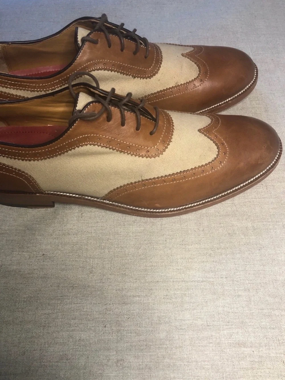 Men's Two-Tone Brown and Cream Wingtip Oxford Shoes